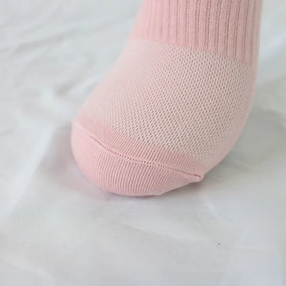 SilkStep™ No-Slip Invisible Socks – 6 Pcs