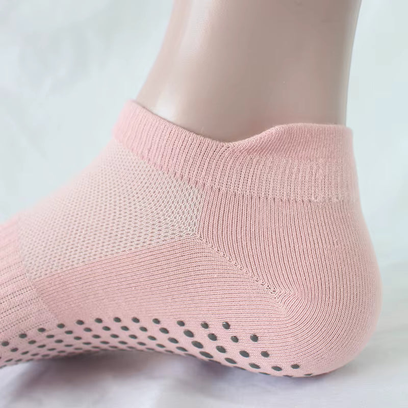 SilkStep™ No-Slip Invisible Socks – 6 Pcs